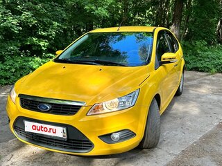 2010 Ford Focus II Рестайлинг, жёлтый, 500000 рублей, вид 1
