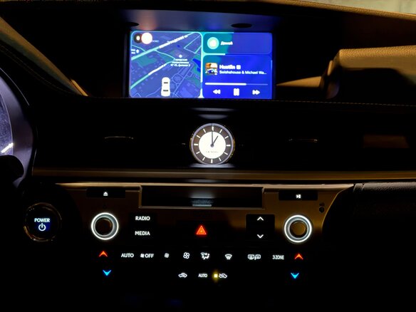 2014 Lexus ES 300h VI, белый, 2290000 рублей - вид 22