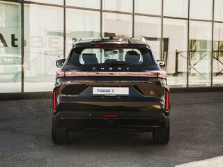 2025 Chery Tiggo 7L I, чёрный, 2950200 рублей, вид 4