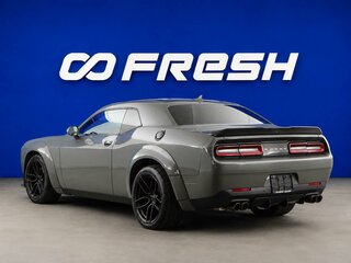 2017 Dodge Challenger III Рестайлинг 2, серый, 3400000 рублей, вид 2