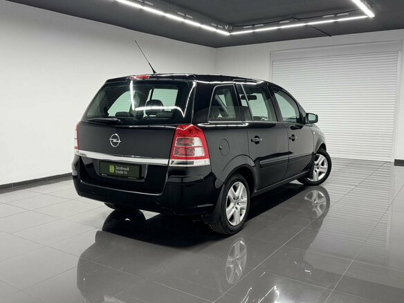 2010 Opel Zafira B Рестайлинг, чёрный, 875000 рублей - вид 1