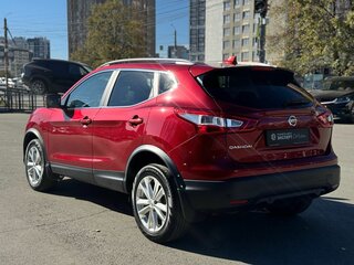 2018 Nissan Qashqai II, красный, 1620000 рублей, вид 5