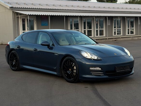 2011 Porsche Panamera 4S I, синий, 3200000 рублей - вид 12