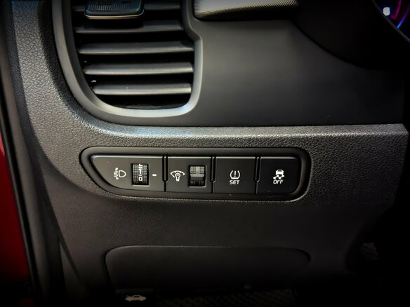 2017 Kia Rio IV, красный, 1299000 рублей - вид 25