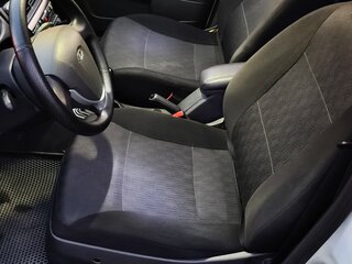 2015 Lada (ВАЗ) Priora I Рестайлинг, белый, 630000 рублей, вид 5