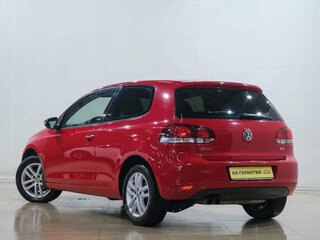 2010 Volkswagen Golf VI, красный, 899000 рублей, вид 5