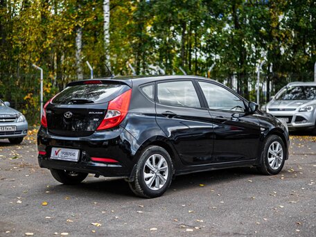 2014 Hyundai Solaris I Рестайлинг, чёрный, 970000 рублей, вид 2