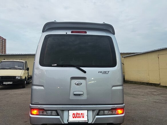 2019 Daihatsu Hijet X, серебристый, 1100000 рублей - вид 1