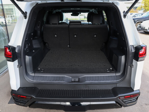 2025 Lexus LX 700h IV, белый, 22660000 рублей - вид 8