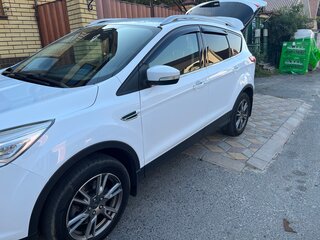 2015 Ford Kuga II, белый, 1350000 рублей, вид 4