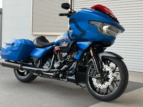 2026 Harley-Davidson CVO Road Glide ST, синий, 5699000 рублей, вид 3