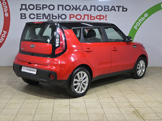 2019 Kia Soul II Рестайлинг, красный, 1609000 рублей, вид 4