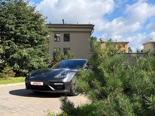 2018 Porsche Panamera Turbo II, серый, 8090000 рублей, вид 2