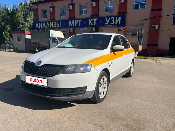 2019 Skoda Rapid I Рестайлинг, белый, 695000 рублей