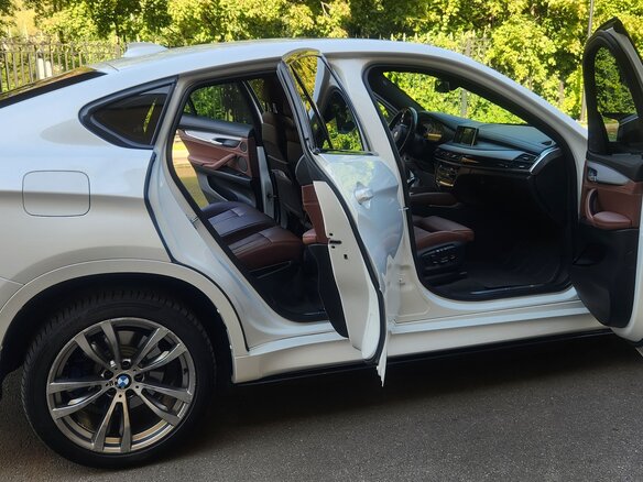 2016 BMW X6 40d II (F16), белый, 3800000 рублей - вид 13