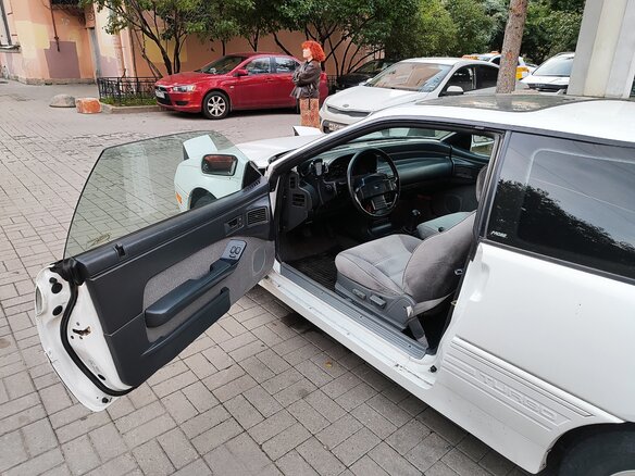 1990 Ford Probe I, белый, 650000 рублей - вид 4