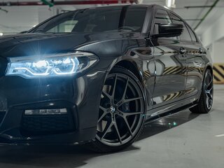2017 BMW 5 серии 540i xDrive VII (G30/G31/G38), серый, 4290000 рублей, вид 4