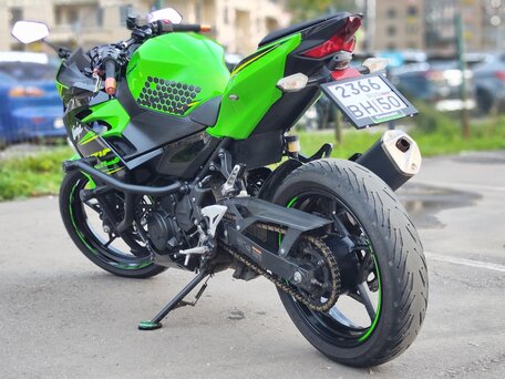 2019 Kawasaki Ninja 400, зелёный, 598000 рублей, вид 4