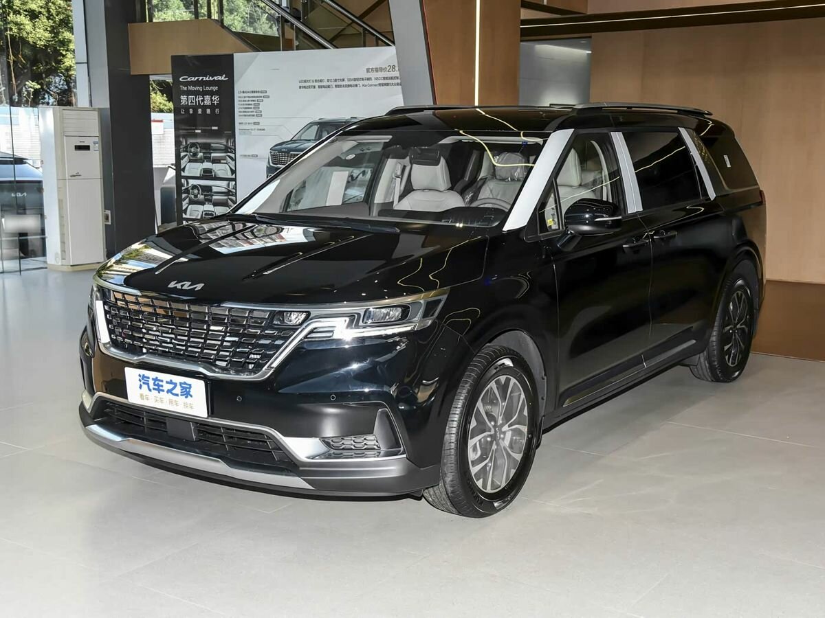 Открыть фотографии: Kia Carnival IV Рестайлинг