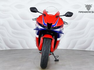 2025 Honda CBR 600RR, красный, 1327000 рублей, вид 4