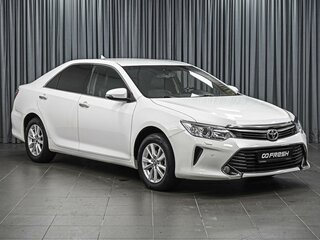 2016 Toyota Camry VII (XV50) Рестайлинг, белый, 1974000 рублей, вид 1
