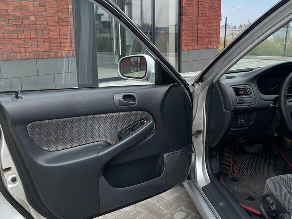 1999 Honda Civic VI Рестайлинг, серебристый - вид 11