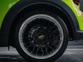 2020 Mini Hatch Cooper S III (F55/F56) Рестайлинг, жёлтый, 2460000 рублей - вид 7