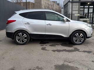 2014 Hyundai ix35 I Рестайлинг, серебристый, 1700000 рублей, вид 5