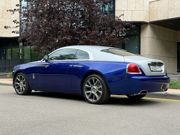 2017 Rolls-Royce Wraith, синий, 20450000 рублей - вид 4