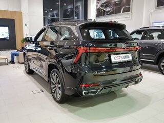 2024 Changan CS75 Plus III, чёрный, 2900000 рублей, вид 2