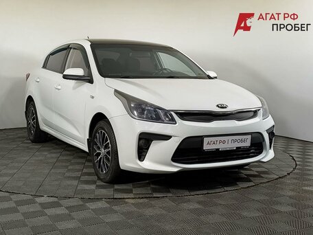 2018 Kia Rio IV, белый, 1200000 рублей, вид 3