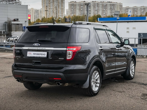 2013 Ford Explorer V, чёрный, 1648000 рублей - вид 4
