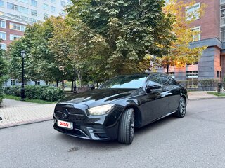 2021 Mercedes-Benz E-Класс 200 V (W213, S213, C238) Рестайлинг, чёрный, 4000000 рублей, вид 4