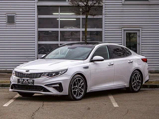 2019 Kia Optima IV Рестайлинг, белый, 1705000 рублей, вид 1