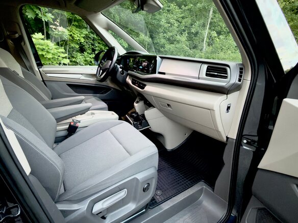 2022 Volkswagen Multivan T7, синий, 5000000 рублей - вид 36