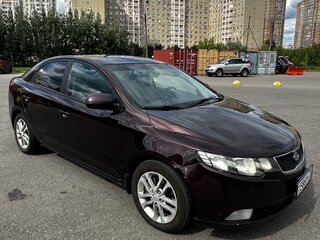 2010 Kia Cerato 6-speed II, пурпурный, 650000 рублей, вид 3