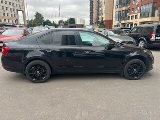 2018 Skoda Octavia III (A7) Рестайлинг, чёрный, 1450000 рублей, вид 3