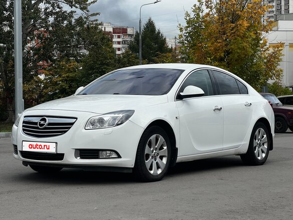 2011 Opel Insignia I, белый