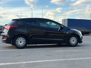 2013 Hyundai i30 II, чёрный, 800000 рублей, вид 3
