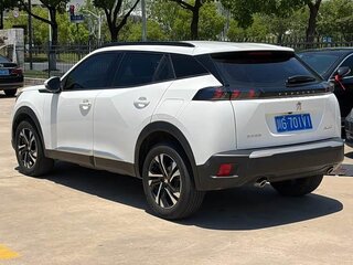 2022 Peugeot 2008 II, белый, 1350000 рублей, вид 4