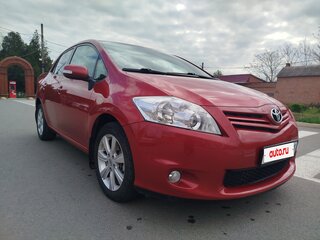 2012 Toyota Auris I Рестайлинг, красный, 1300000 рублей, вид 3