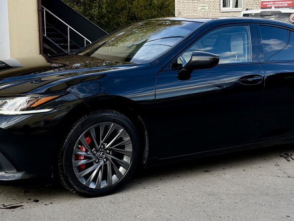 2019 Lexus ES 350 VII, чёрный, 4990000 рублей