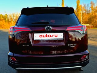 2017 Toyota RAV4 IV (XA40) Рестайлинг, красный, 2137000 рублей, вид 5