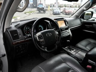 2008 Toyota Land Cruiser 200 Series, серебристый, 2390000 рублей, вид 5