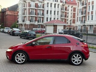 2008 Honda Civic VIII, красный, 660000 рублей, вид 3