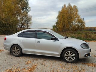 2013 Volkswagen Jetta VI, серебристый, 840000 рублей, вид 4