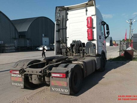 2021 Volvo FH 540, белый, 10650000 рублей, вид 4