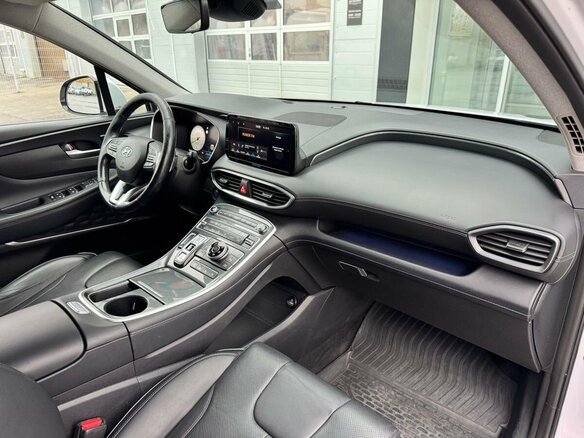 2021 Hyundai Santa Fe IV Рестайлинг, белый, 3067000 рублей - вид 34