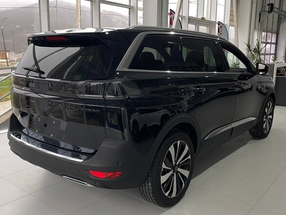 2026 Peugeot 5008 II Рестайлинг, чёрный, 4899000 рублей - вид 5