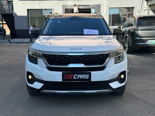2022 Kia KX3, белый, 1780000 рублей, вид 2